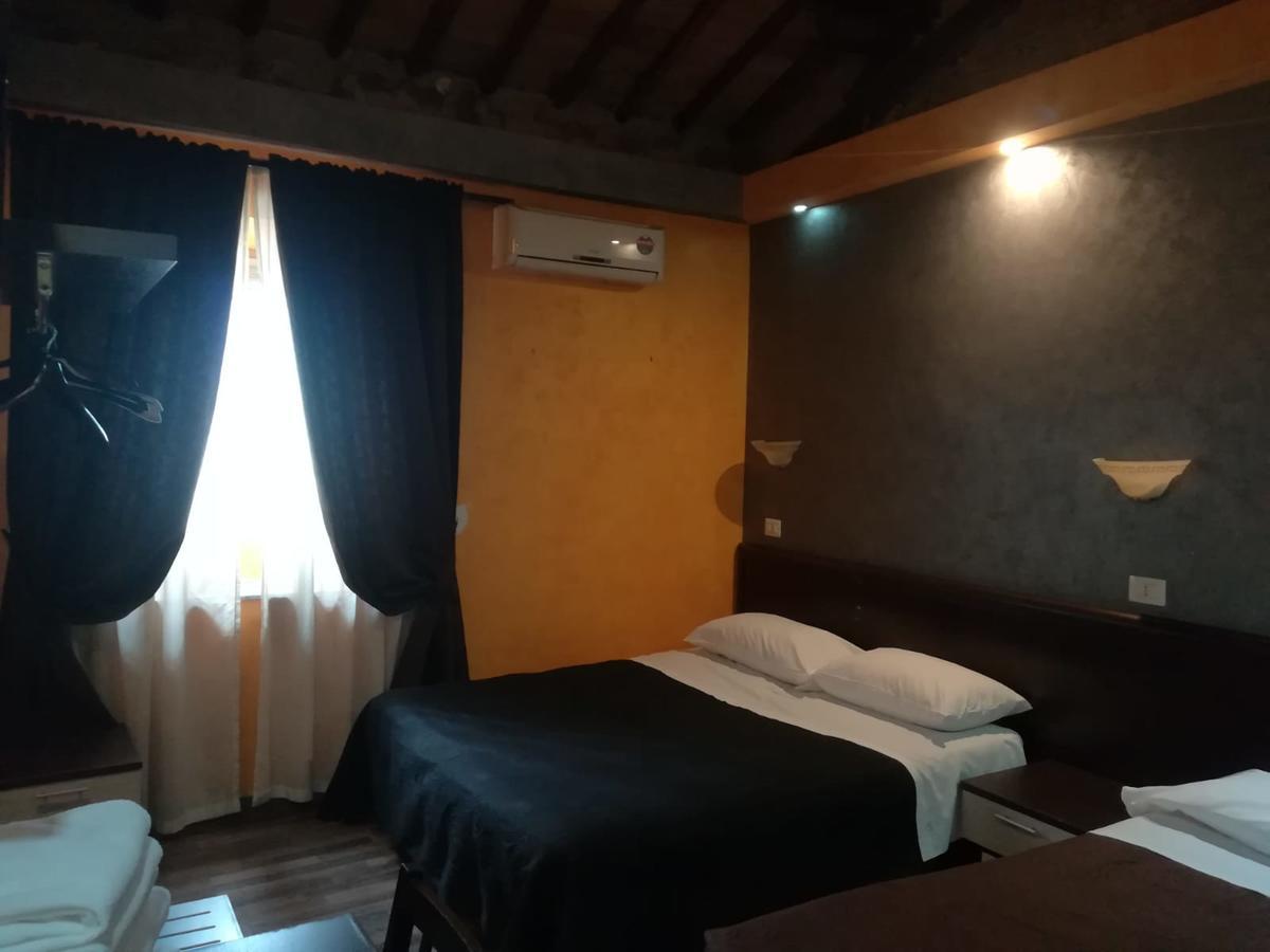 Domus Roma Guest House - Rome, Rome